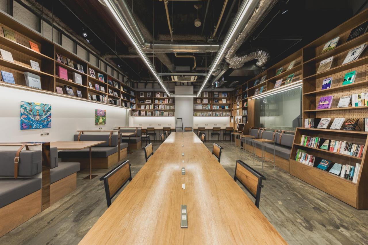 Helio Hostel Sapporo Bagian luar foto