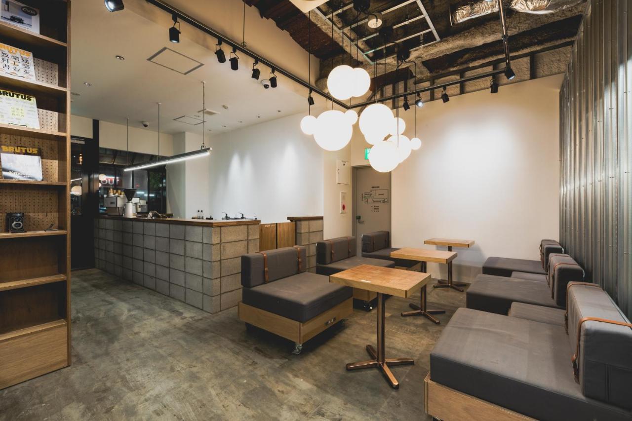 Helio Hostel Sapporo Bagian luar foto