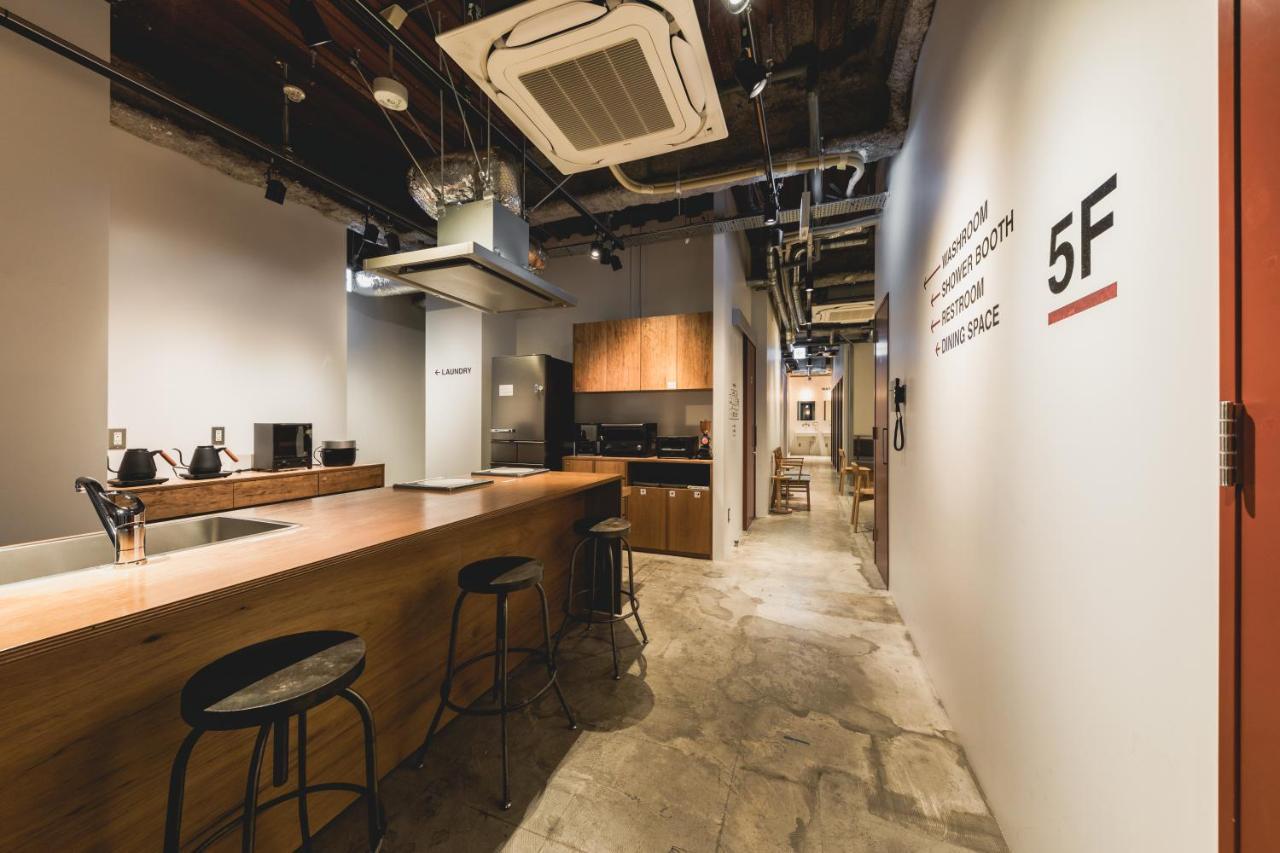 Helio Hostel Sapporo Bagian luar foto