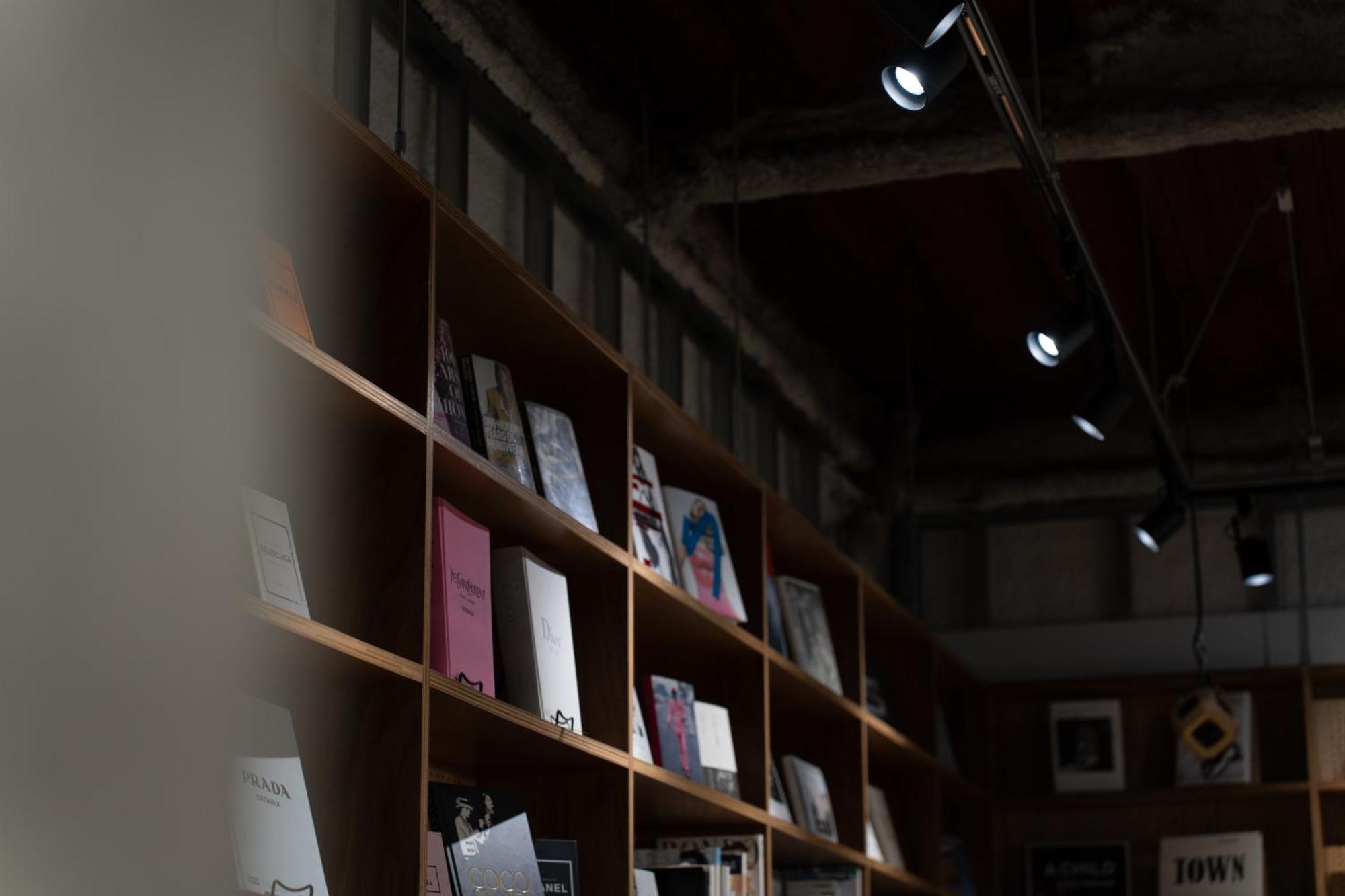 Helio Hostel Sapporo Bagian luar foto