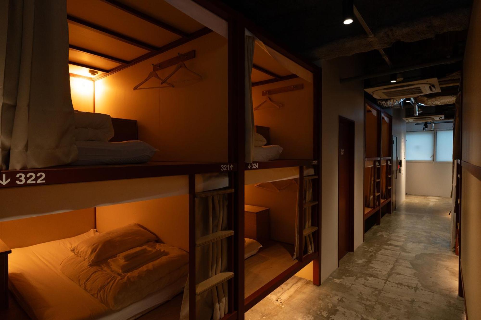 Helio Hostel Sapporo Bagian luar foto