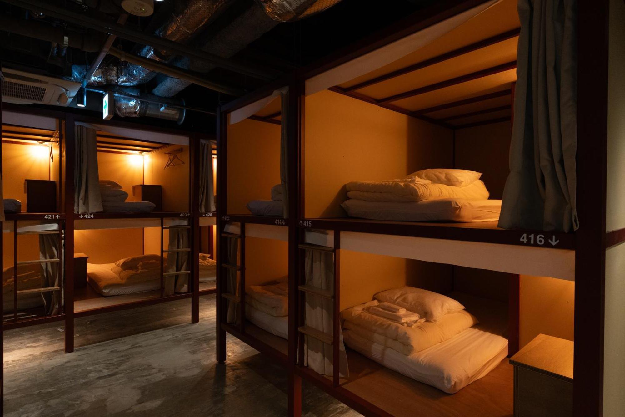 Helio Hostel Sapporo Bagian luar foto