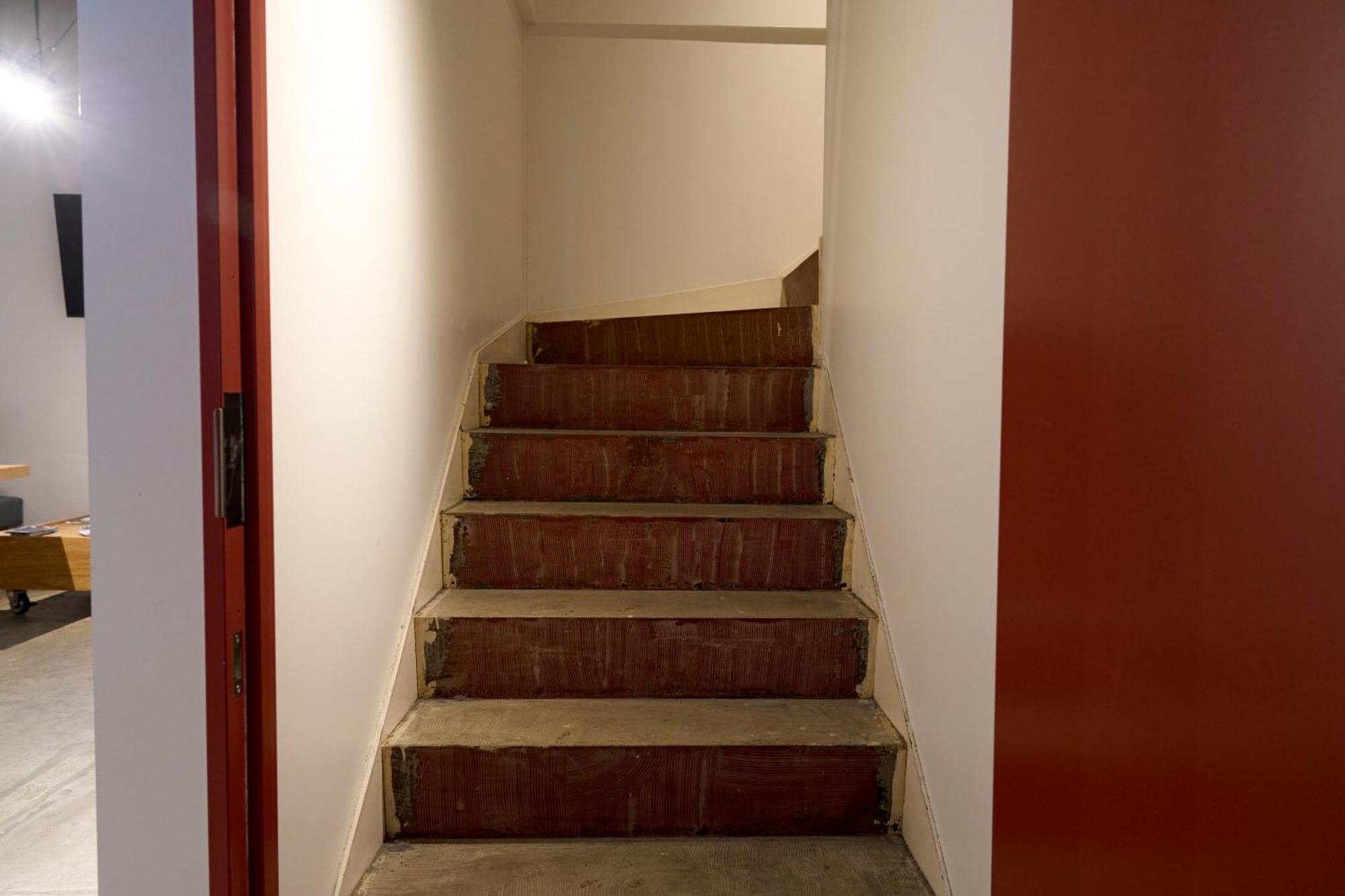 Helio Hostel Sapporo Bagian luar foto